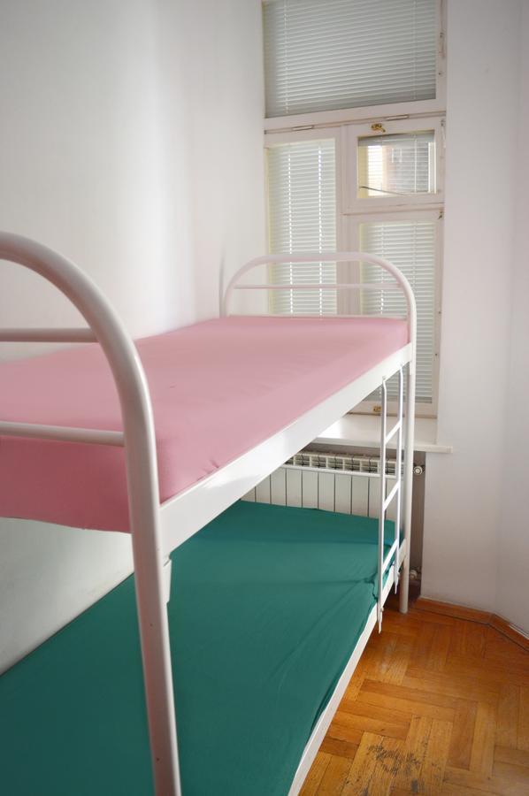 Hostel Golden Gates Kiev Esterno foto